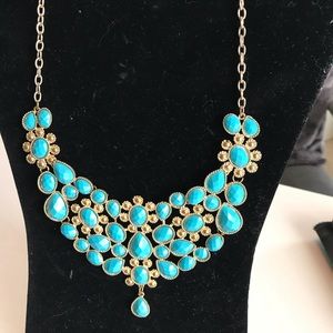 Teal and gold vintage necklace. Costume jewels